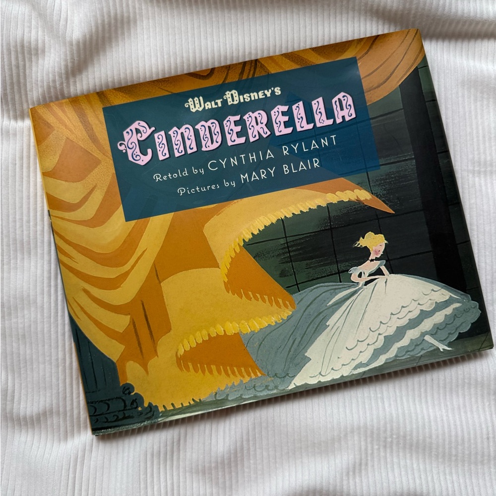 Disney Cinderella Storybook